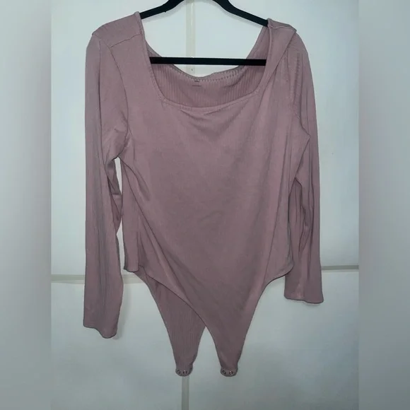 Arizona Jean Company Mauve Long Sleeve Bodysuit - Picture 1 of 3